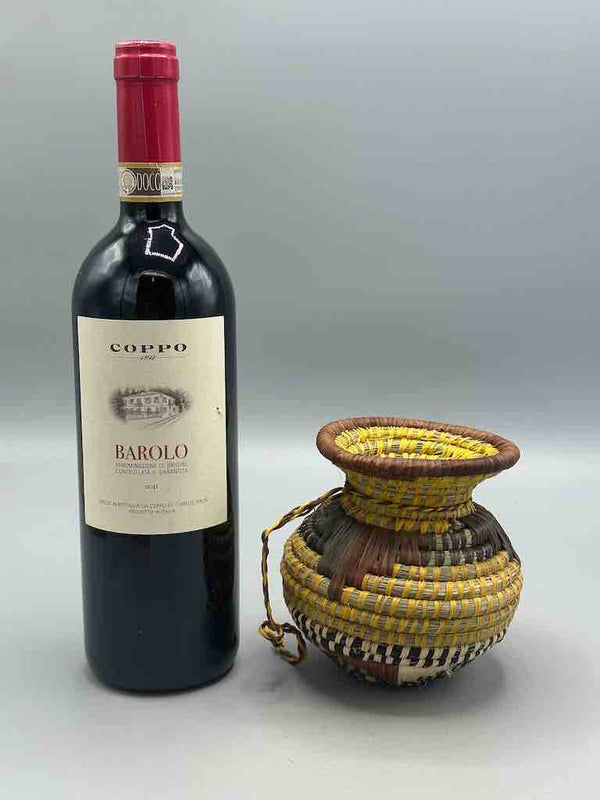 Small Batwa Vase Shape Raffia Basket