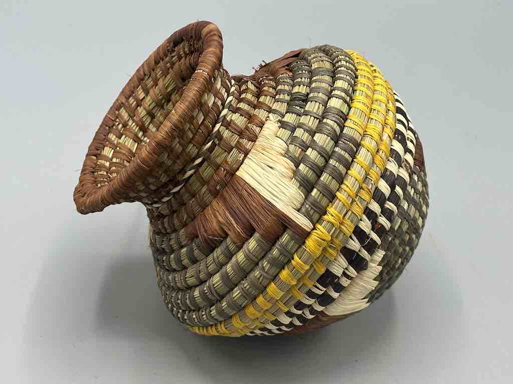 Small Batwa Vase Shape Raffia Basket