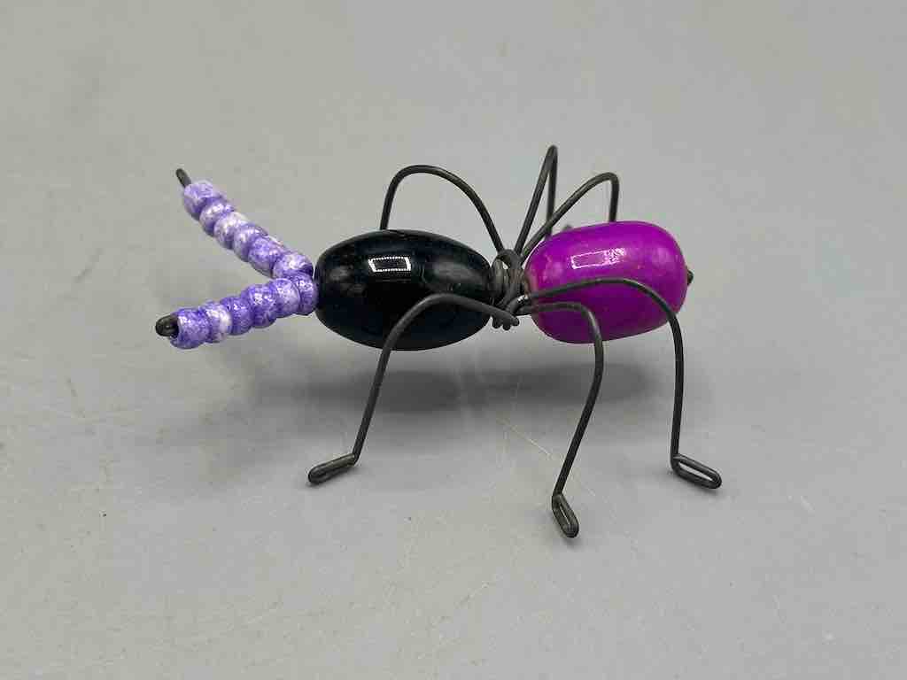 Beaded Wire Decor African Small Black/Grape Ant Insect