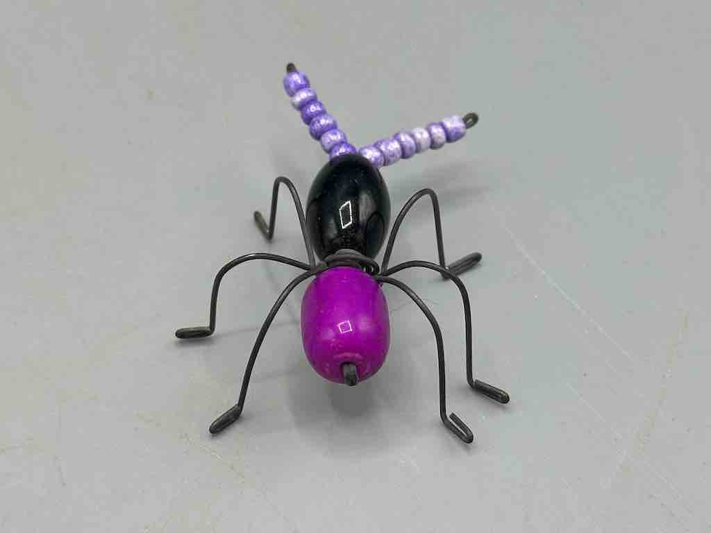 Beaded Wire Decor African Small Black/Grape Ant Insect