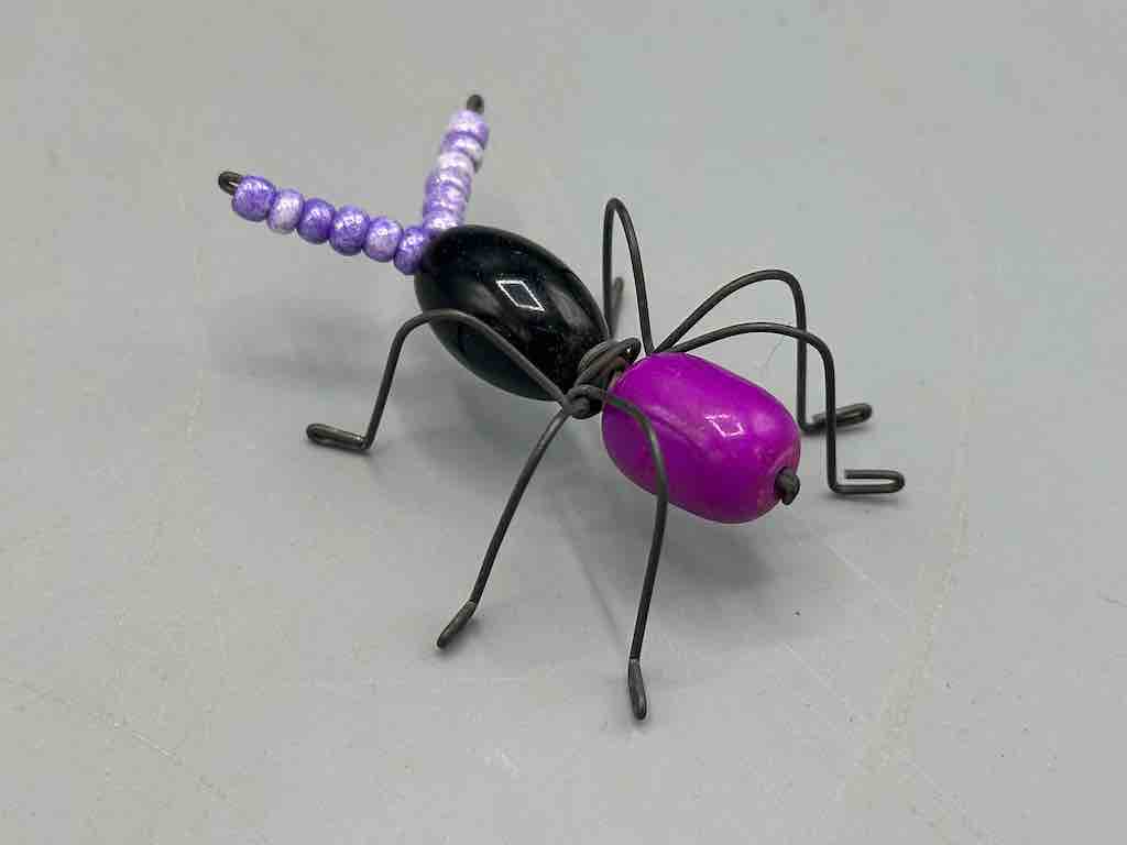 Beaded Wire Decor African Small Black/Grape Ant Insect