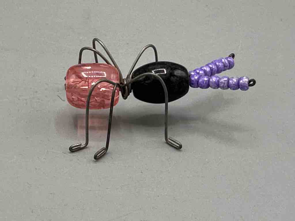 Beaded Wire Decor African Small Black/Peach Ant Insect