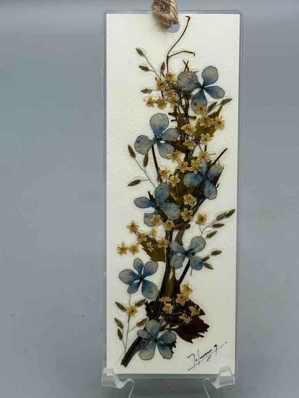 Handmade Pressed Dried Real Flower 1-sided bookmark - Floral Array