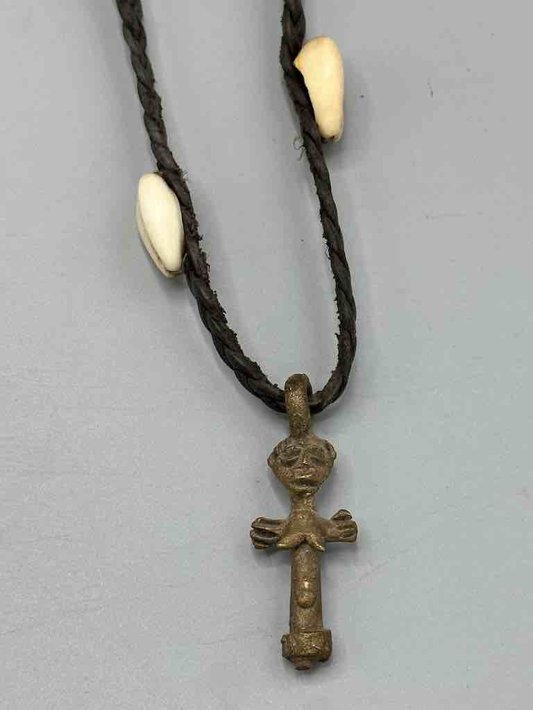 Leather & Cowrie Shell Brass Akwaba Woman Pendant Necklace Choker - Mali