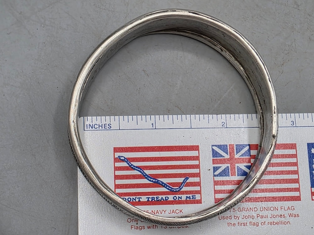 Chinese Ethnic Minority Silver Bracelet - Yunnan Province