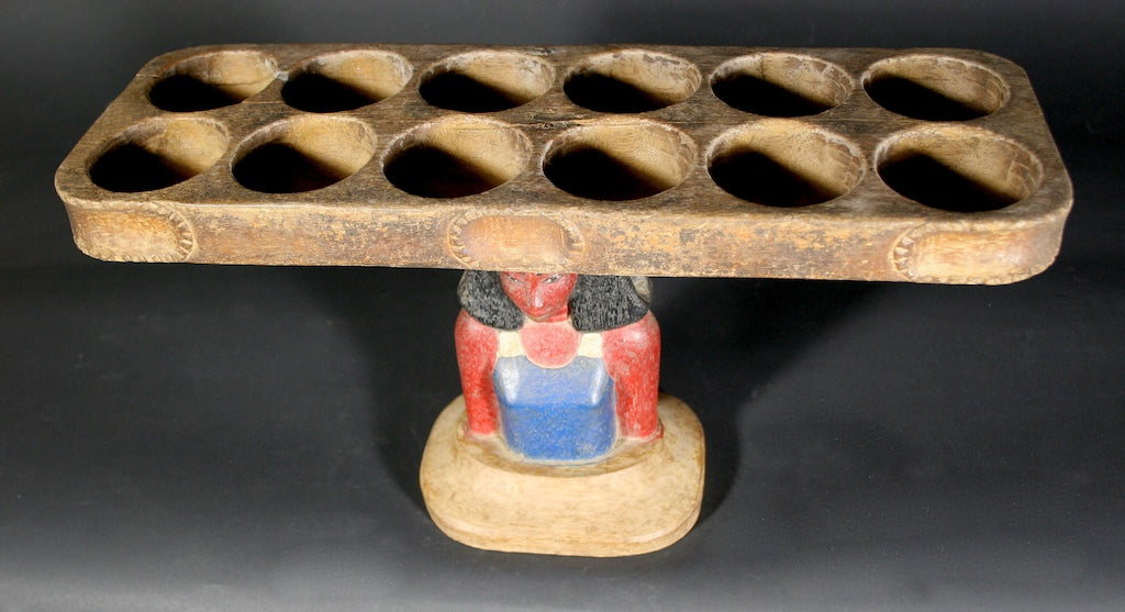 Woman design authentic wari game