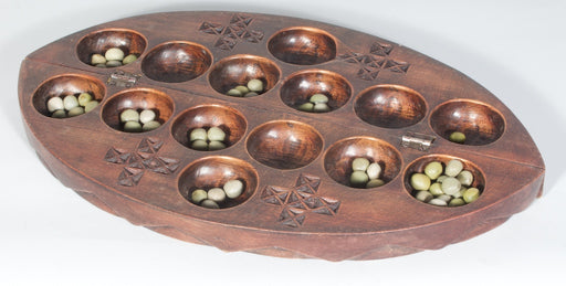 Oval portable wari game
