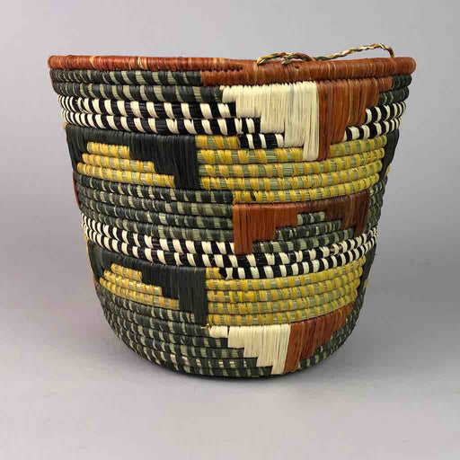 7 x 8” Medium flared-top Batwa basket