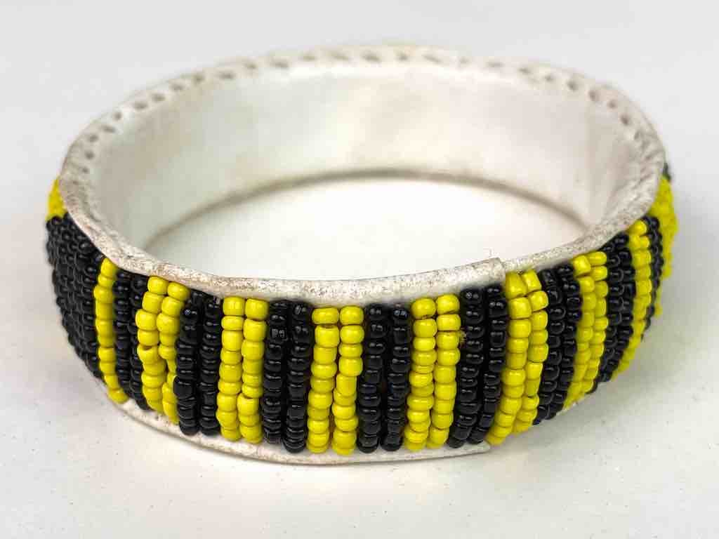 2-Color Wide beaded white leather bracelet