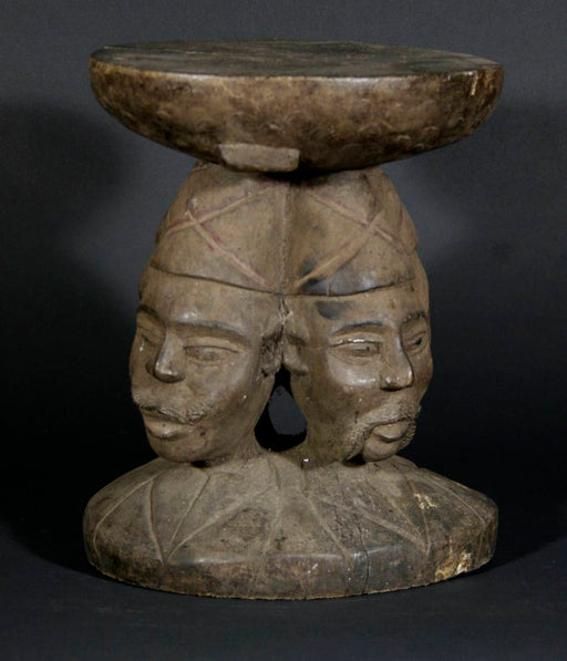 4-head stool