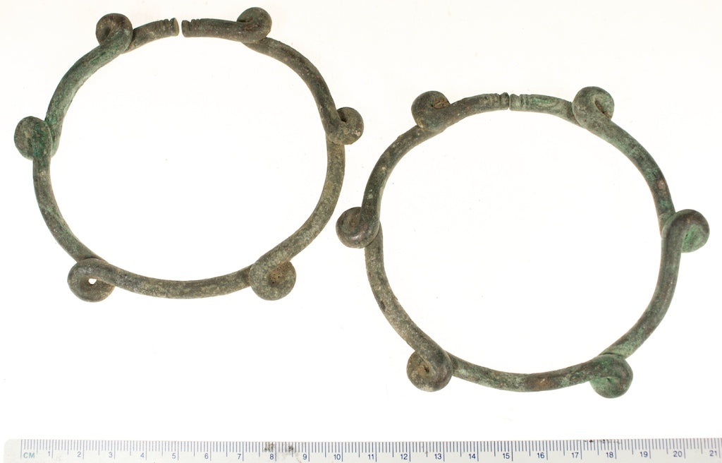 Excavated bracelet pair