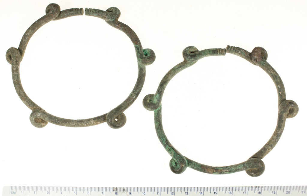 Excavated bracelet pair