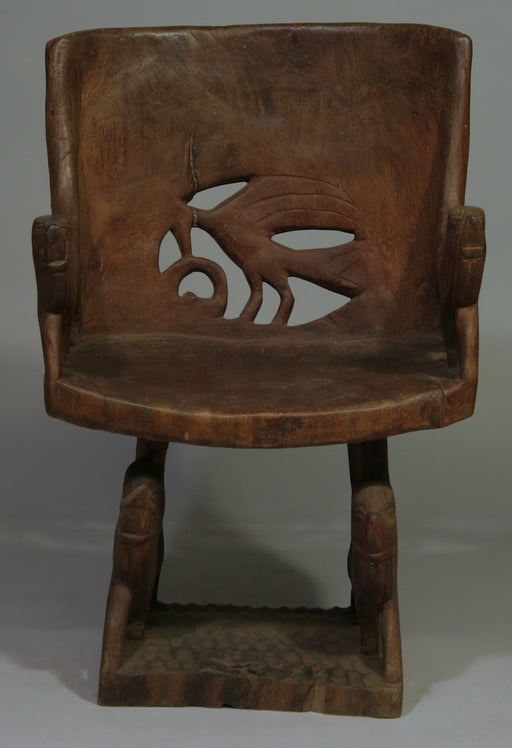 Lion motif chair – bird design – vintage