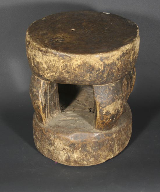 Common round stool
