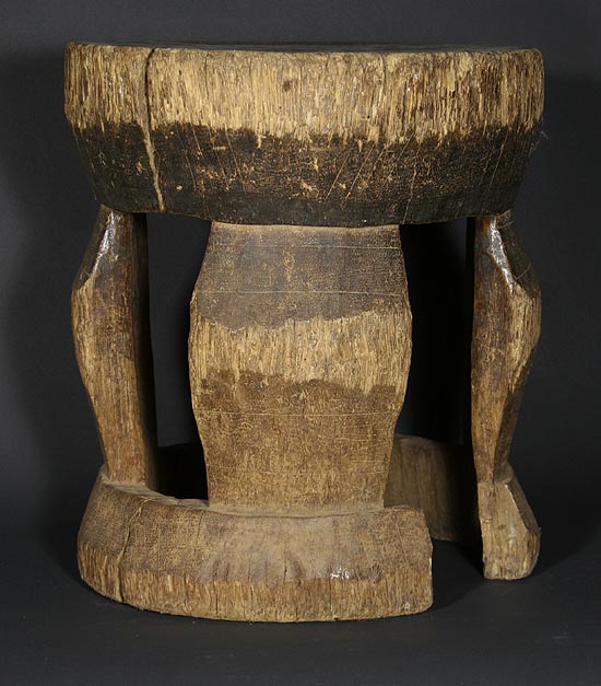 Large “common” round stool