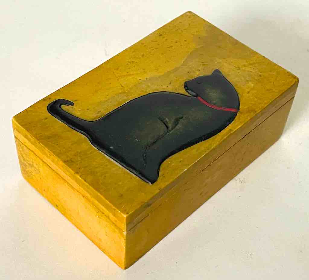 Cat Silhouette Design - Small Rectangle Soapstone Trinket Decor Box