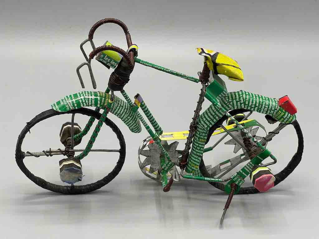 African Recycled Wire Cloth Seat Toy Racing Bike - Burkina Faso