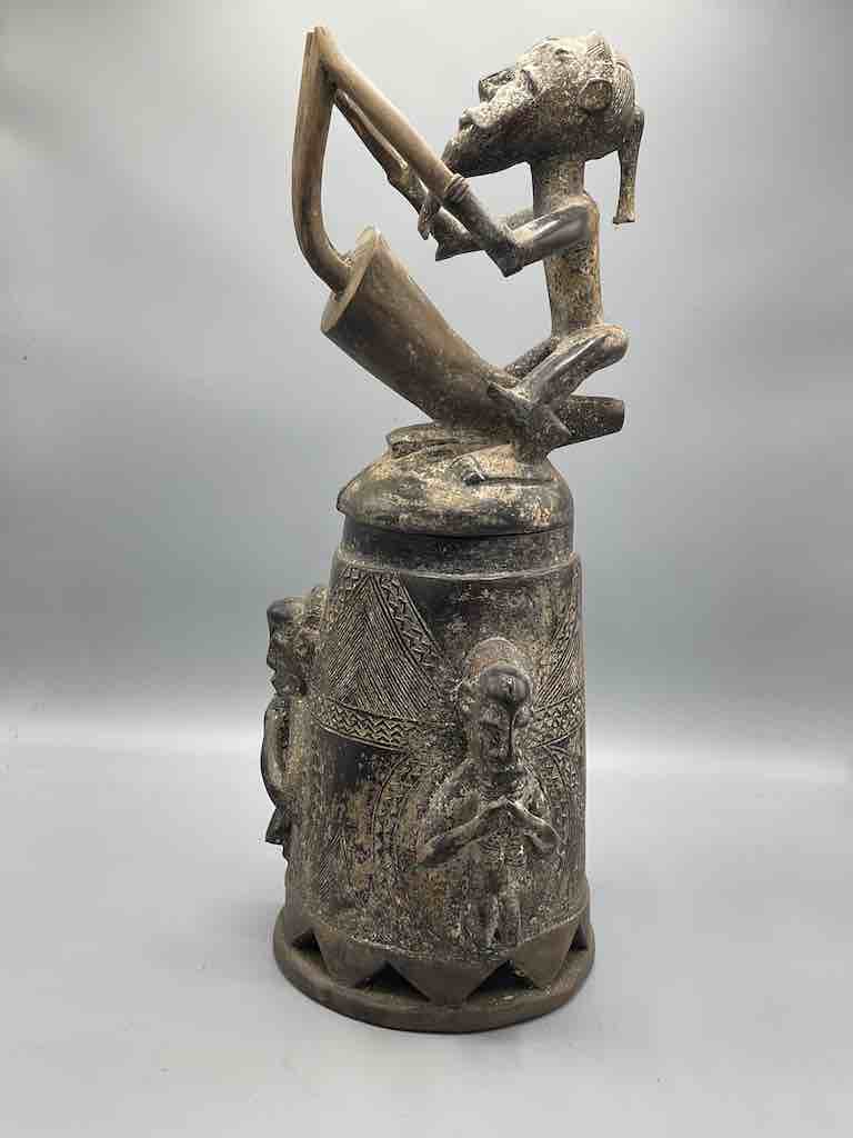 Drummer Baule Mouse Oracle Container/Statue | 20"