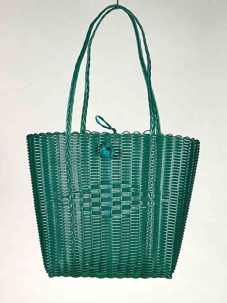 Deep Woven Recyclyed Plastic tote with closure - El Salvador