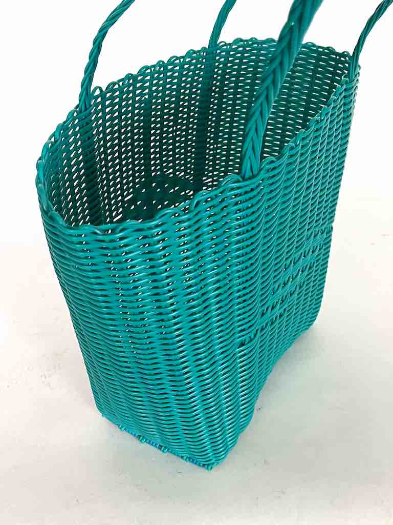 Small Deep Woven Recyclyed Plastic High Capacity Handbag - El Salvador