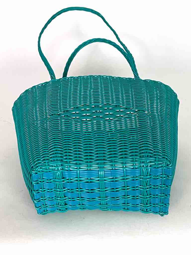 Small Deep Woven Recyclyed Plastic High Capacity Handbag - El Salvador