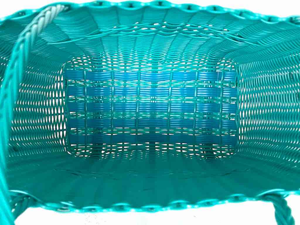 Small Deep Woven Recyclyed Plastic High Capacity Handbag - El Salvador