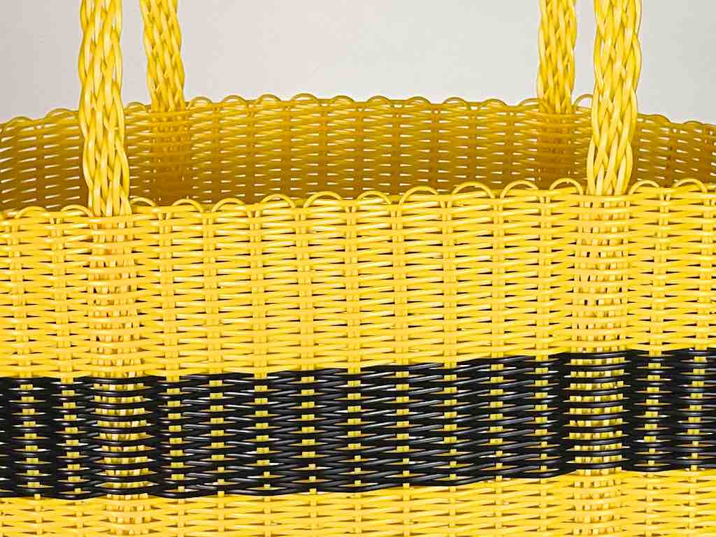 Medium Deep Woven Recyclyed Plastic High Capacity Handbag - El Salvador
