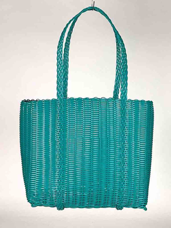 Medium Deep Woven Recyclyed Plastic High Capacity Handbag - El Salvador