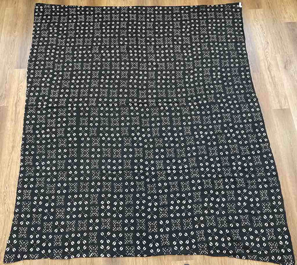 XL Bedspread Contemporary Batik Mudcloth Mali African Textile | 101 x 89"
