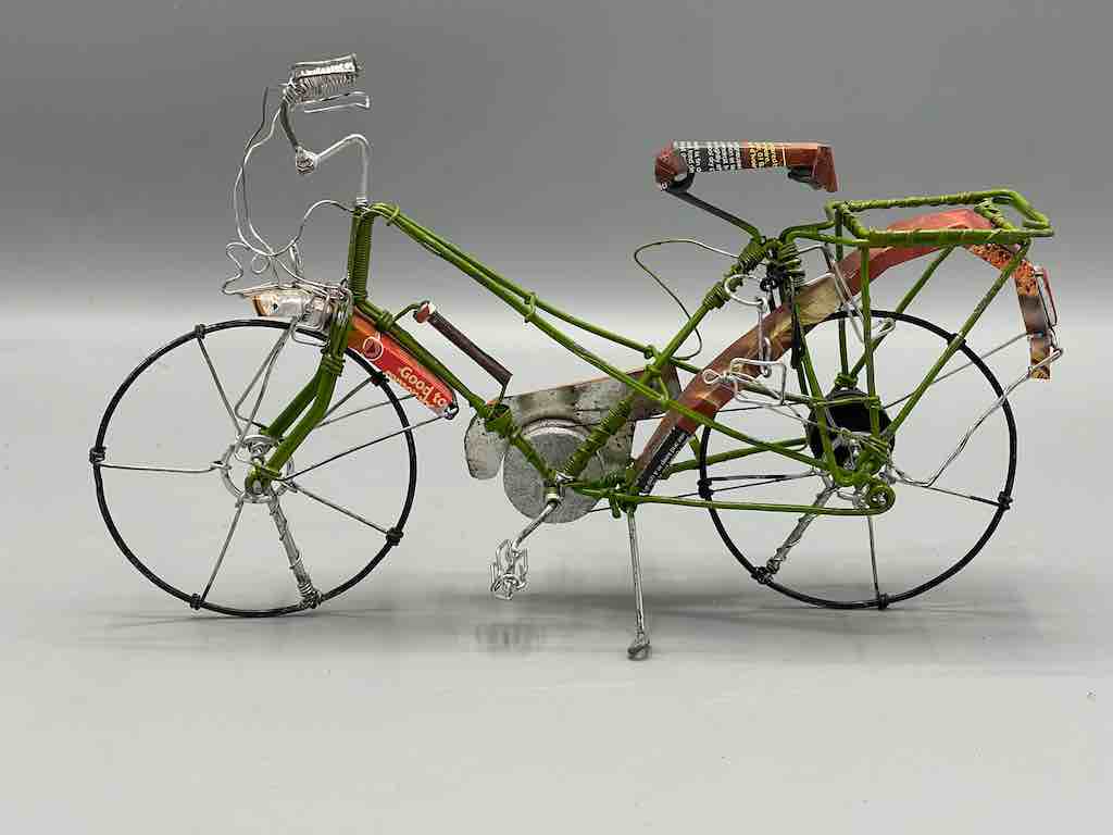 African Recycled Painted Wire Women's Bike - Burkina Faso