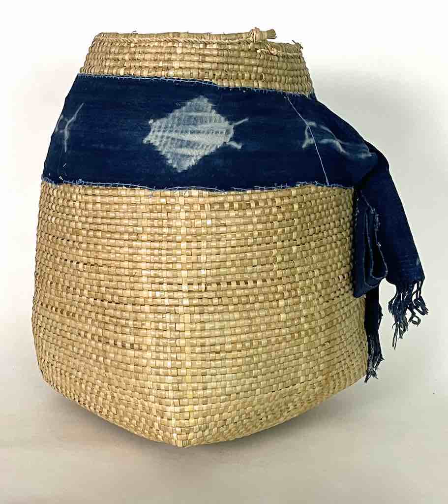 Deep Flexible Swampgrass Basket, Indigo Accen - Benin