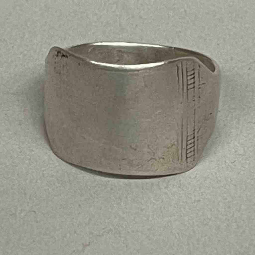 Vintage coin silver Tuareg “medicine” ring – size 13