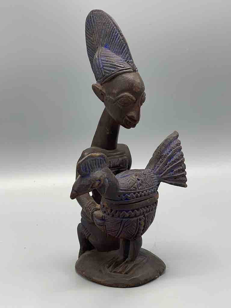 Small Yoruba Woman Figure Holding a Chicken Aguere Ifa - Nigeria