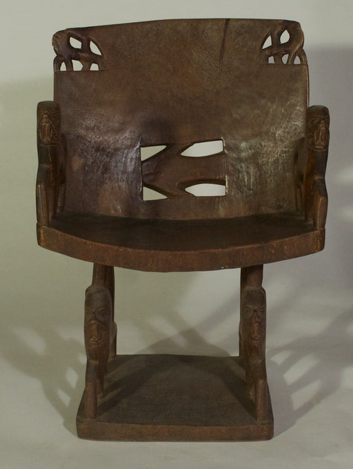 Lion & fish motif chair – vintage