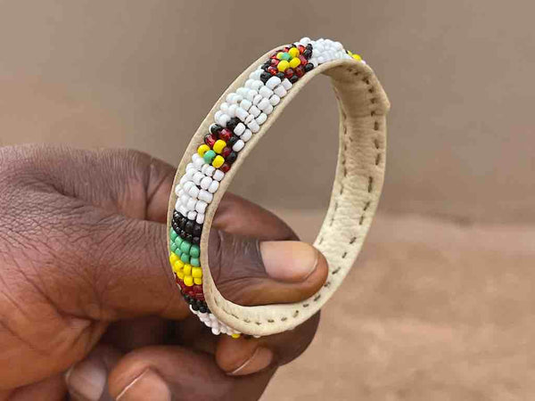 Diamonds Design Narrow White Beaded Leather Bracelet - Mali