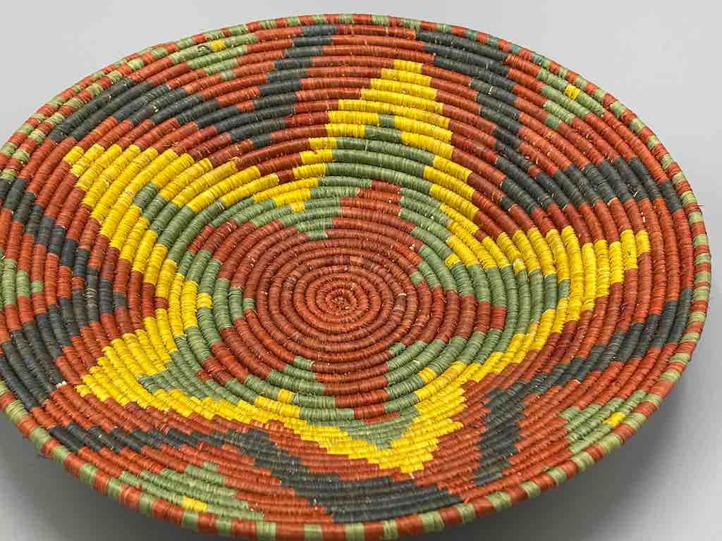 Finest Quality Handwoven Batoro Raffia Basket/Bowl | 9"