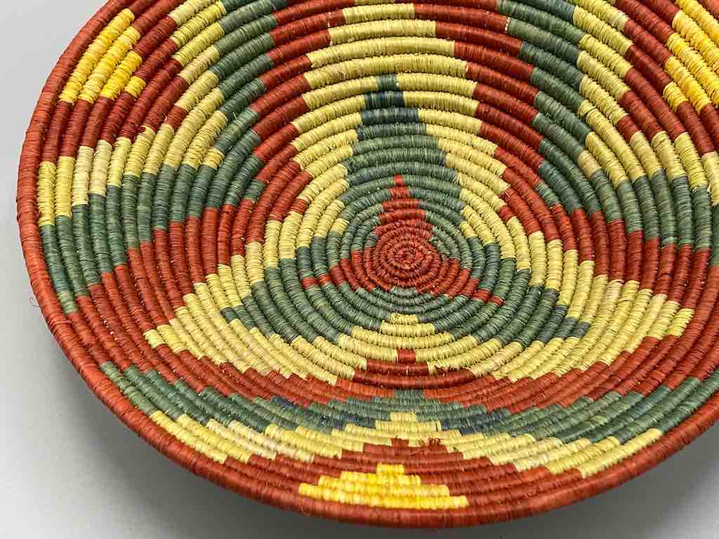 Finest Quality Handwoven Batoro Raffia Basket/Bowl | 9"