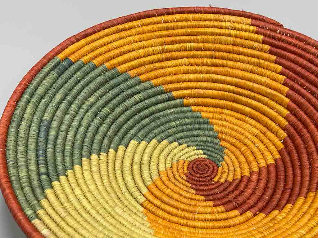 Finest Quality Handwoven Batoro Raffia Basket/Bowl | 9"