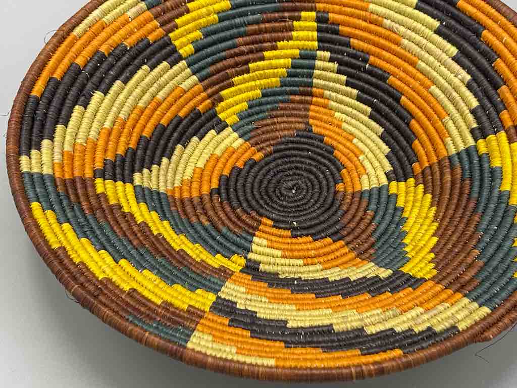 Finest Quality Handwoven Batoro Raffia Basket/Bowl | 9"