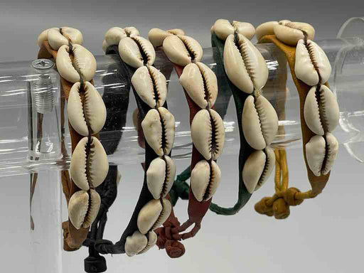 Single Line Cowrie Shell Solid Color Leather Clasp Bracelet - Mali