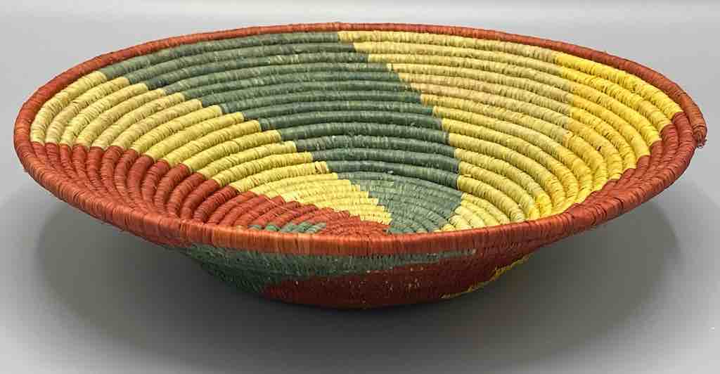 Finest Quality Handwoven Batoro Raffia Basket/Bowl | 8"