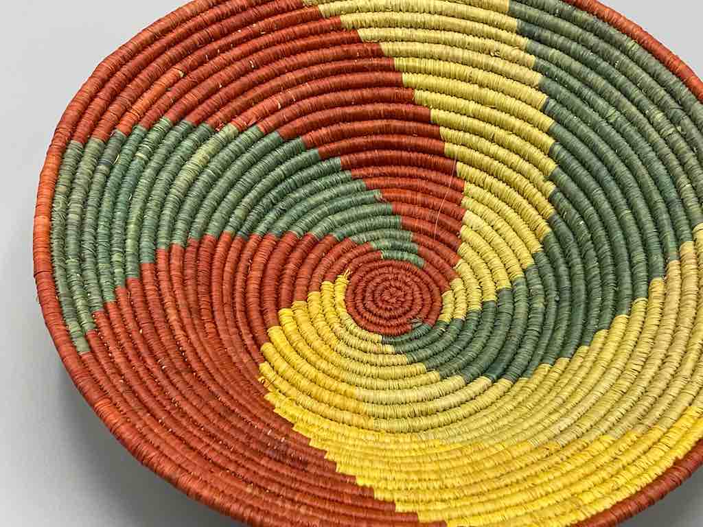 Finest Quality Handwoven Batoro Raffia Basket/Bowl | 8"