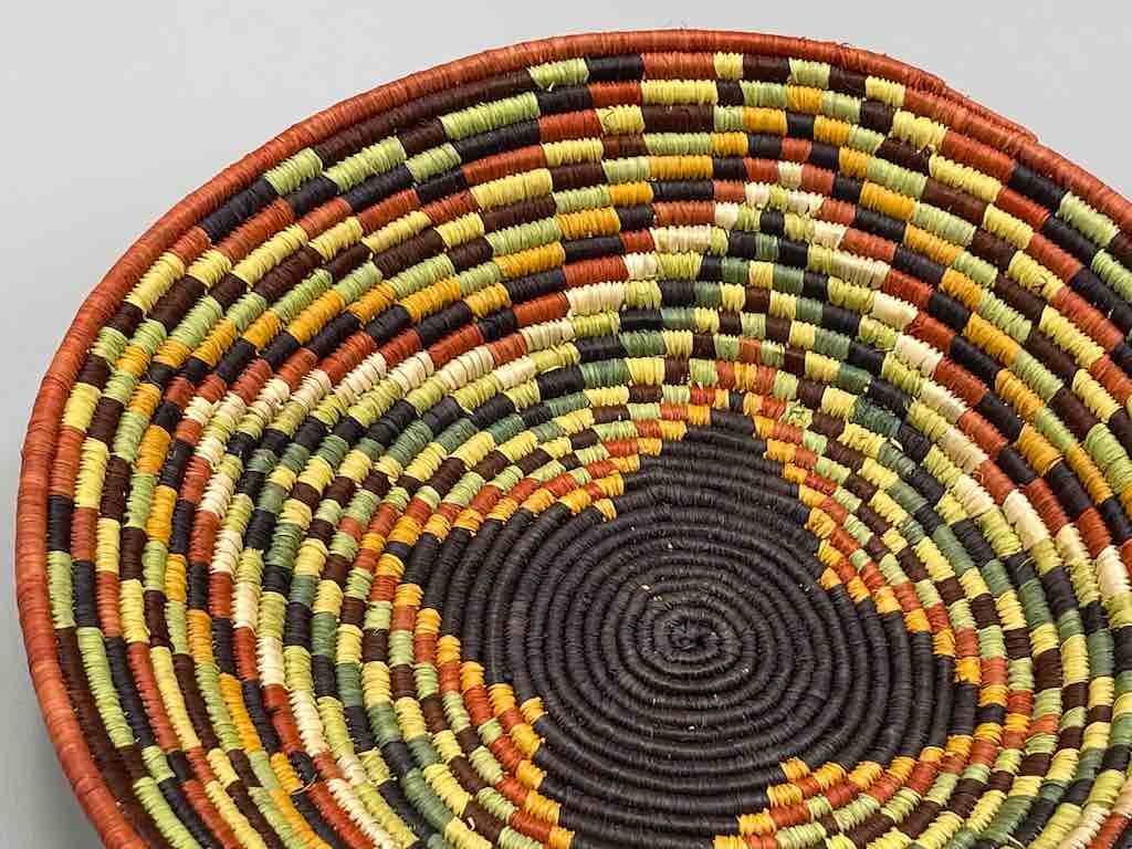 Finest Quality Handwoven Batoro Raffia Basket/Bowl | 9"