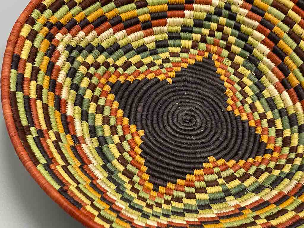 Finest Quality Handwoven Batoro Raffia Basket/Bowl | 9"