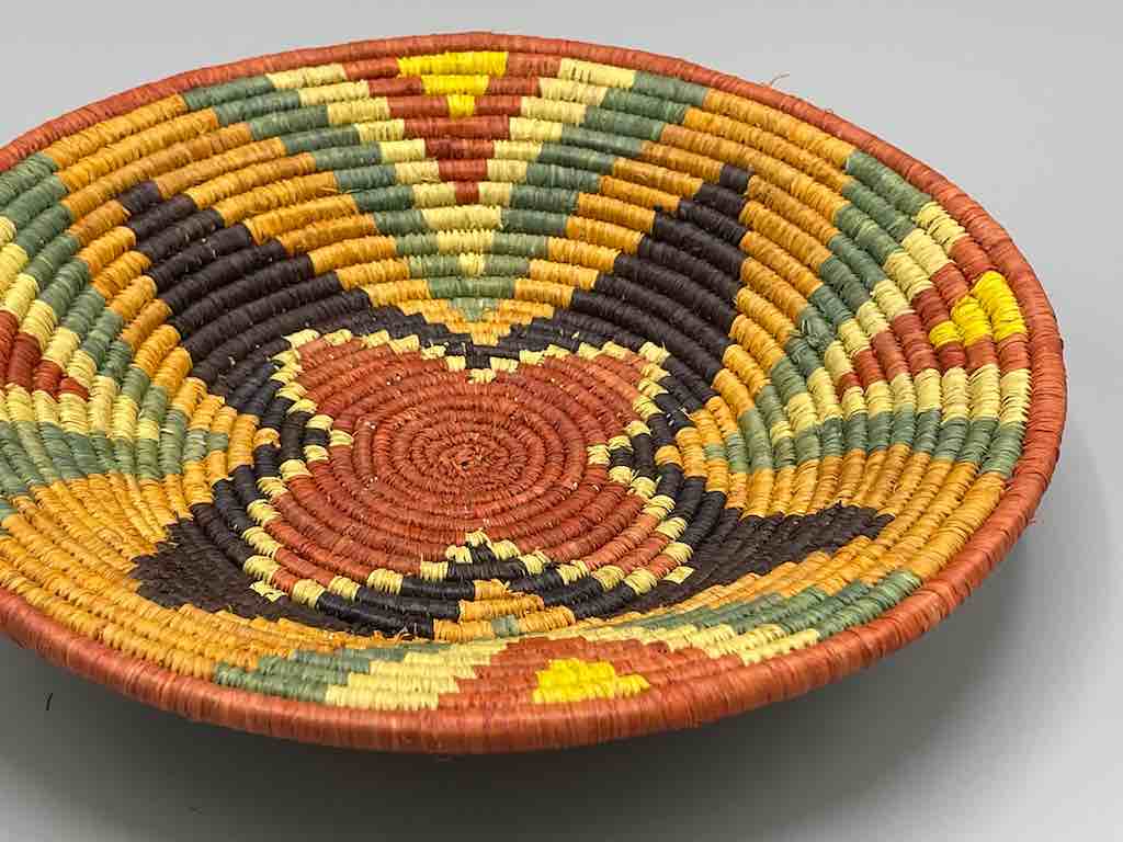 Finest Quality Handwoven Batoro Raffia Basket/Bowl | 8"