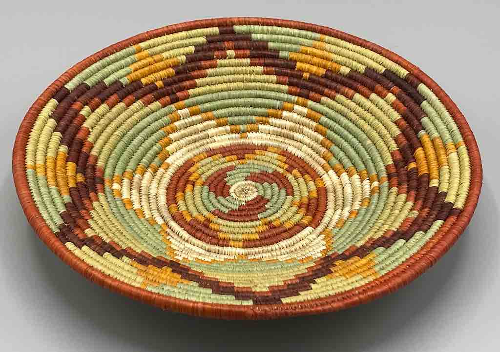 Finest Quality Handwoven Batoro Raffia Basket/Bowl | 9"