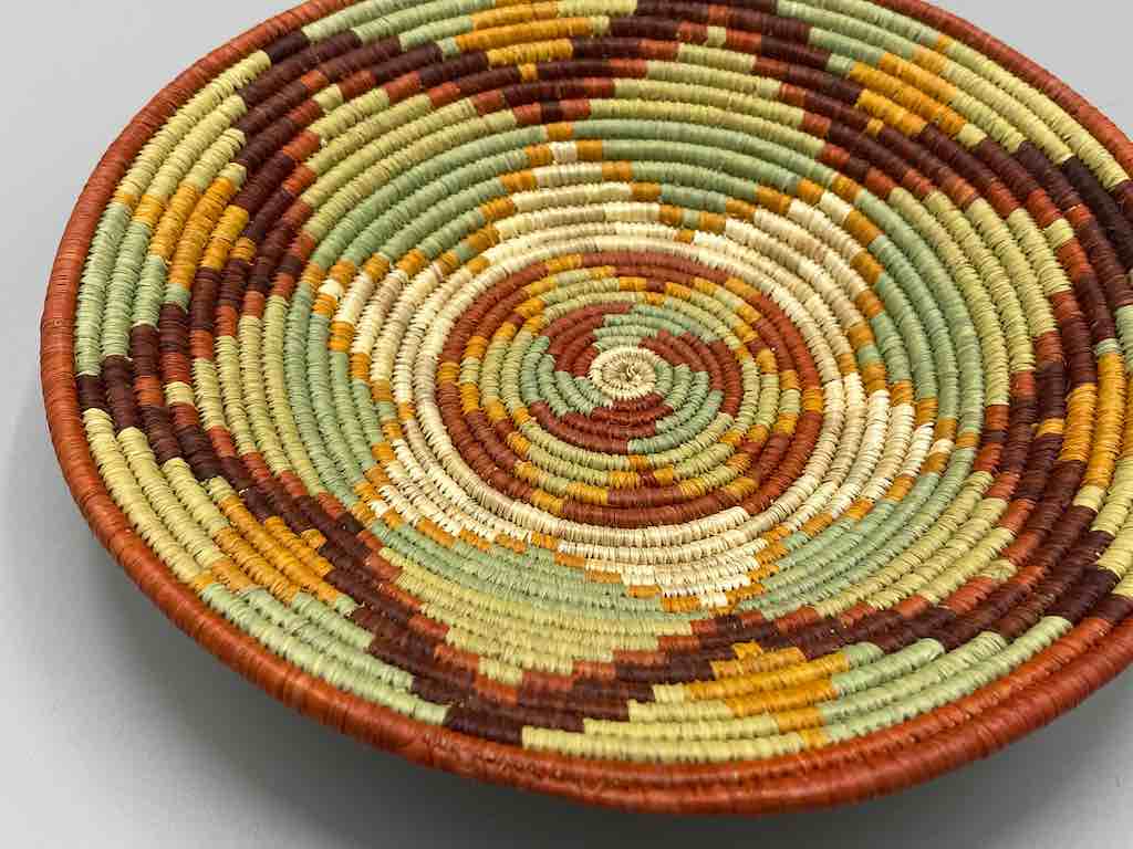 Finest Quality Handwoven Batoro Raffia Basket/Bowl | 9"