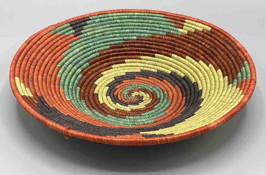 Finest Quality Handwoven Batoro Raffia Basket/Bowl | 9"