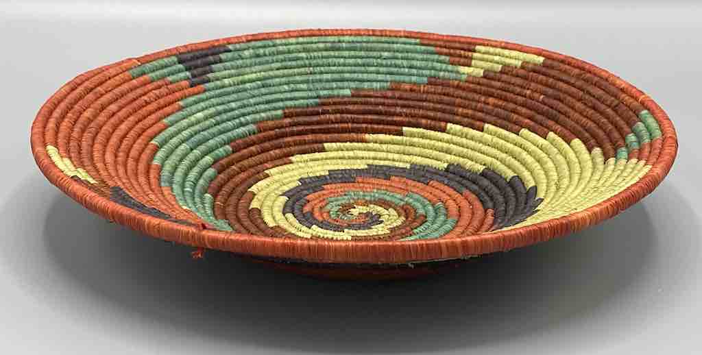 Finest Quality Handwoven Batoro Raffia Basket/Bowl | 9"