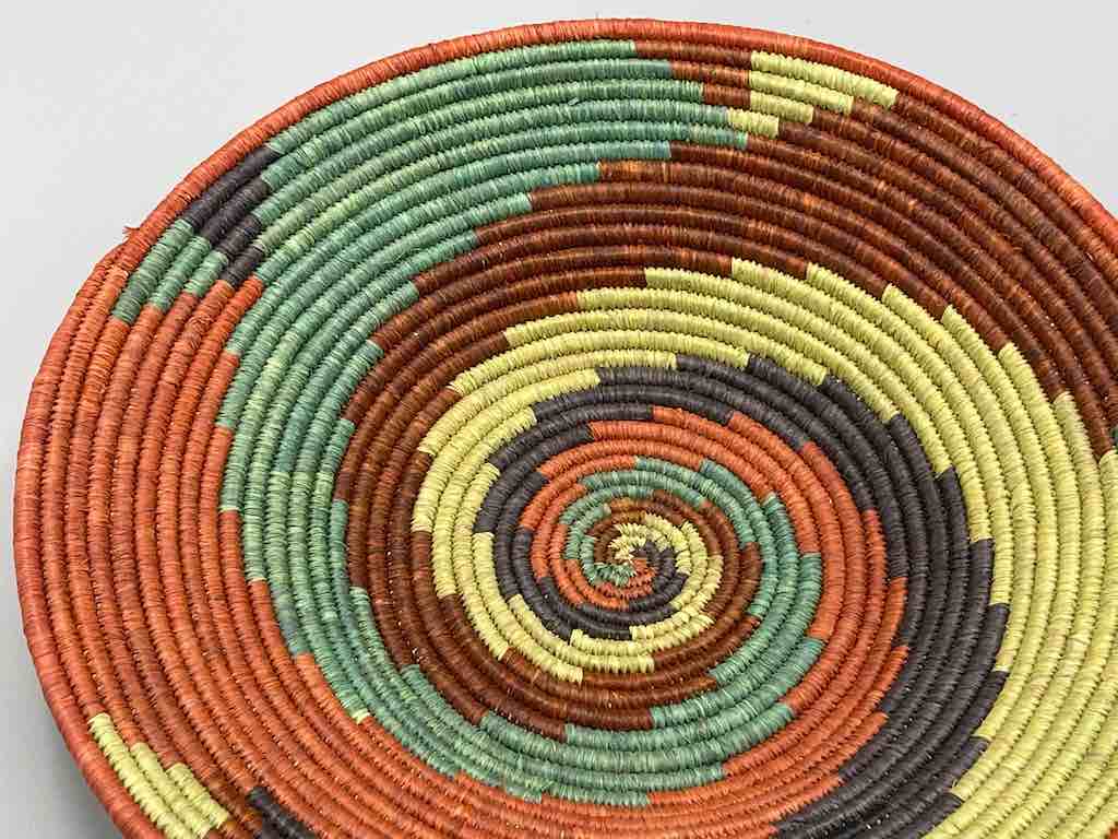 Finest Quality Handwoven Batoro Raffia Basket/Bowl | 9"